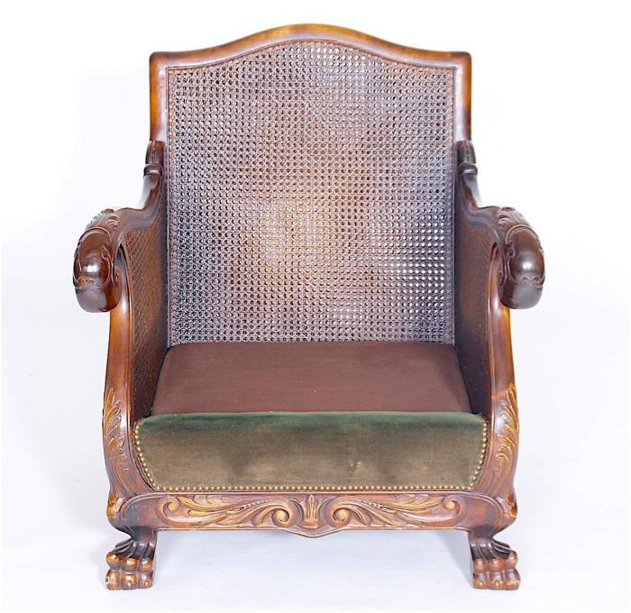 Vintage classic armchair furniture with carved legs